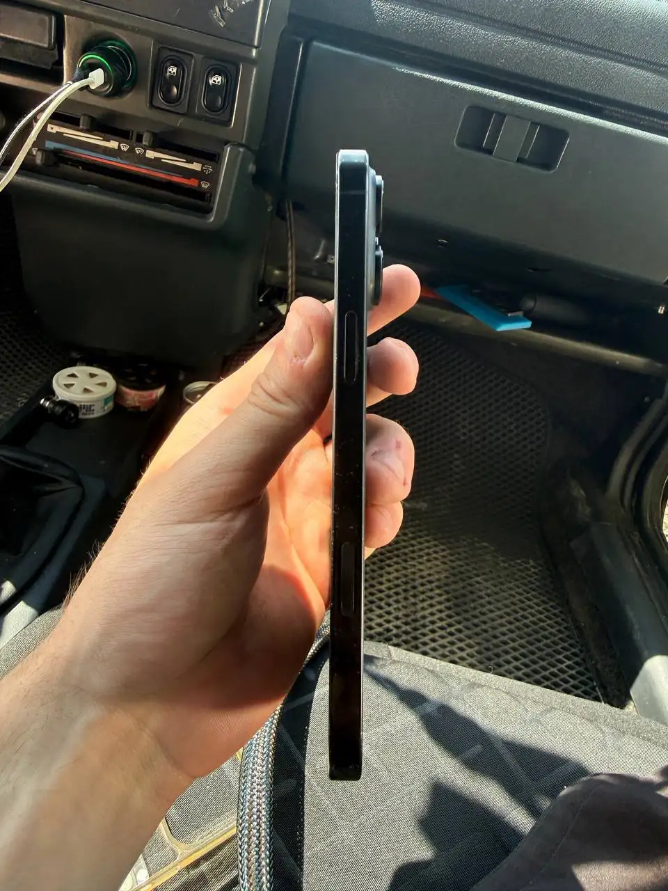 Продам iPhone 16 Pro Max 256 ГБ - Мобильные телефоны (Электроника) в Пермь