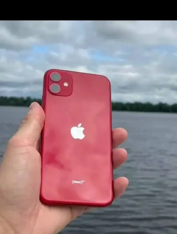 iPhone 11 64GB - Смартфоны (Электроника) в Пермь