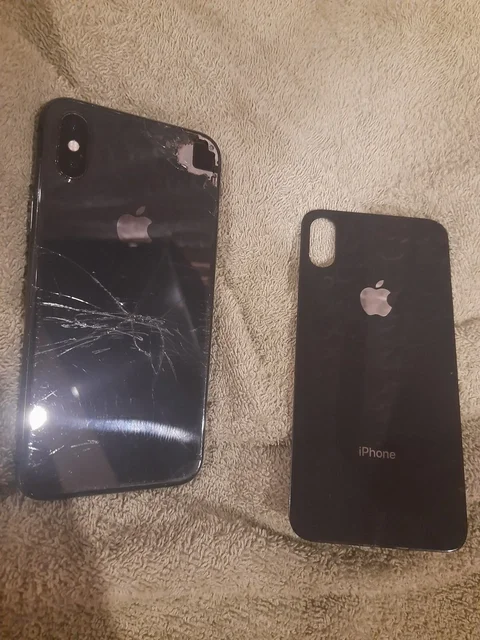 Продам iPhone X 64GB не включается - Мобильные телефоны и аксессуары в Пермь
