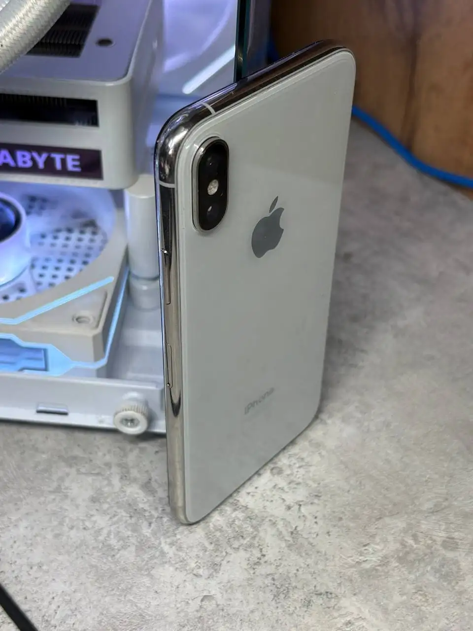 iPhone XS 64GB Silver - Смартфоны (Электроника) в Пермь
