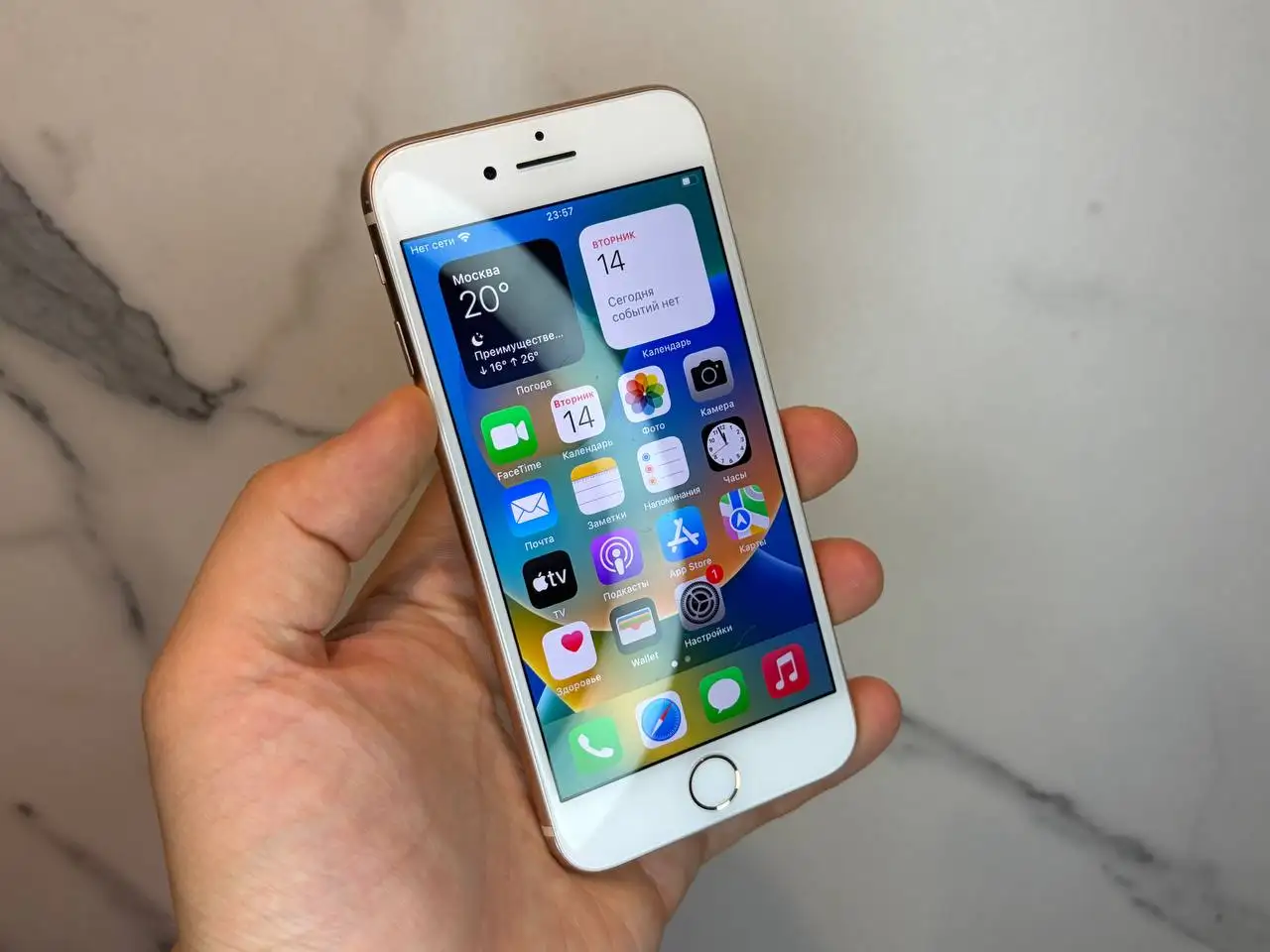 iPhone 8 64GB Продажа - Телефоны (Электроника) в Пермь