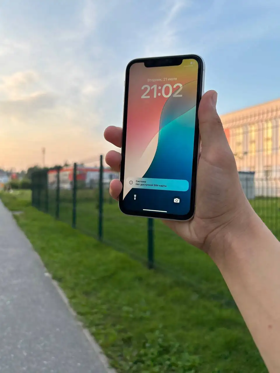 iPhone 11 128GB White с заменой дисплея - Смартфоны (Электроника) в Пермь
