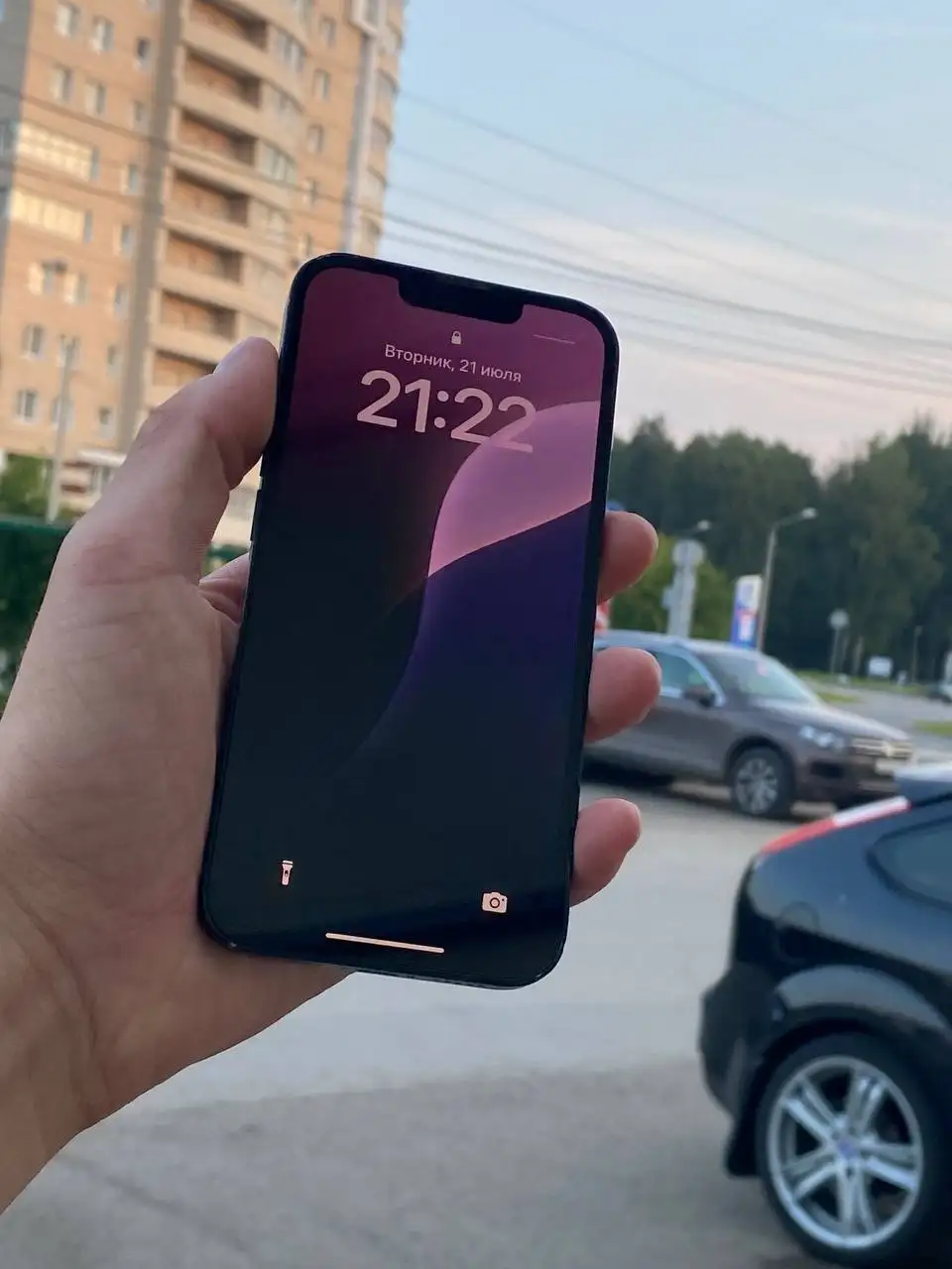 iPhone 13 128GB в родном состоянии - Смартфоны и гаджеты (Электроника) в Пермь