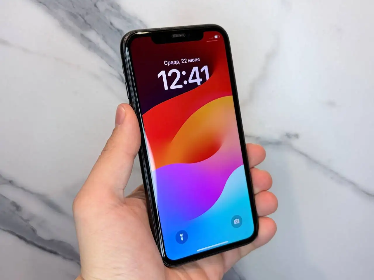iPhone 11 64 ГБ с новым аккумулятором - Смартфоны и гаджеты (Электроника) в Пермь