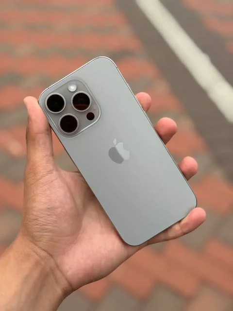 Продам iPhone 16 Pro 128GB Natural Titanium - Игровые приставки в Пермь