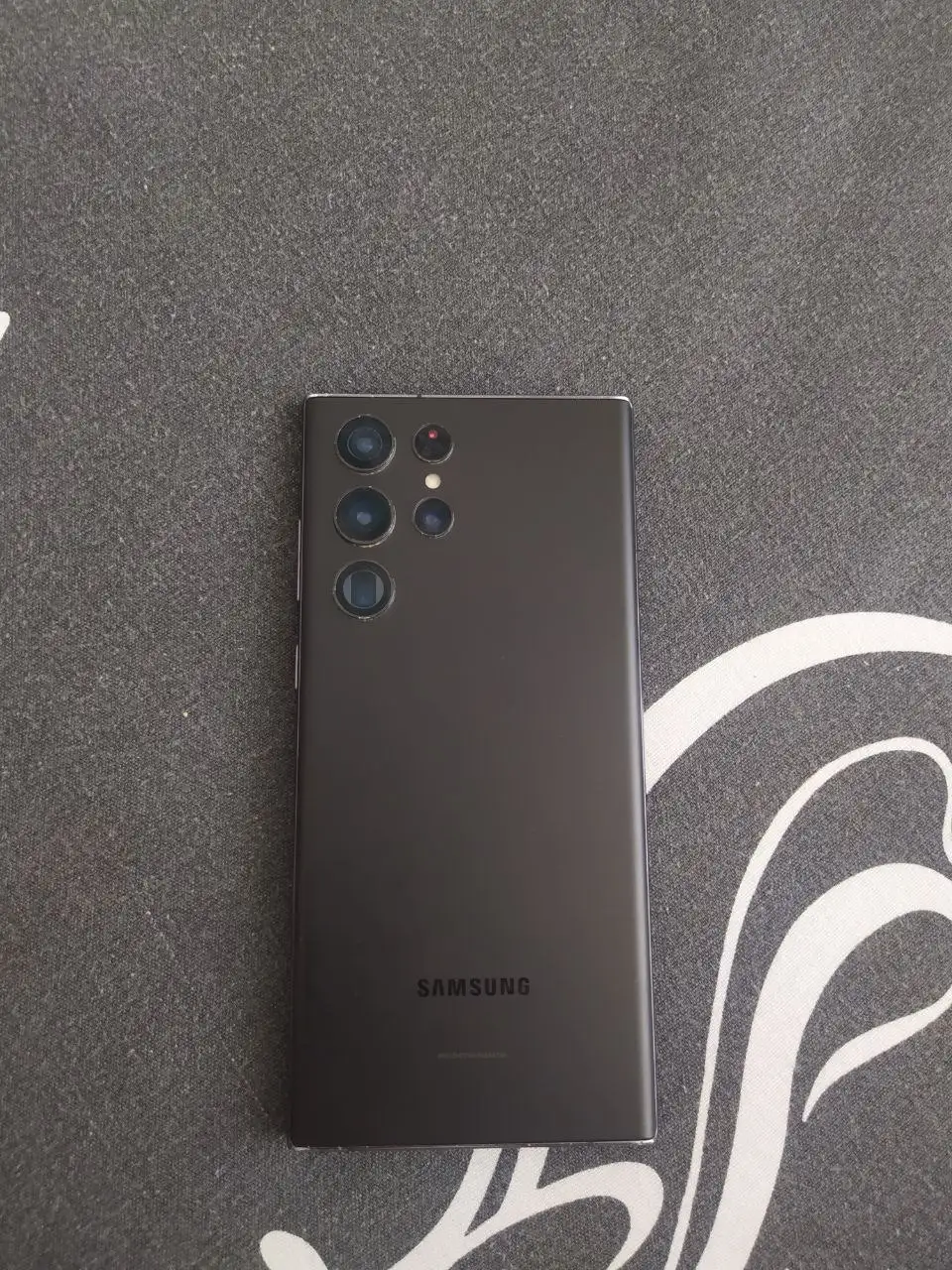 Обмен Samsung S22 Ultra с неисправным экраном - Смартфоны и аксессуары (Электроника) в Пермь