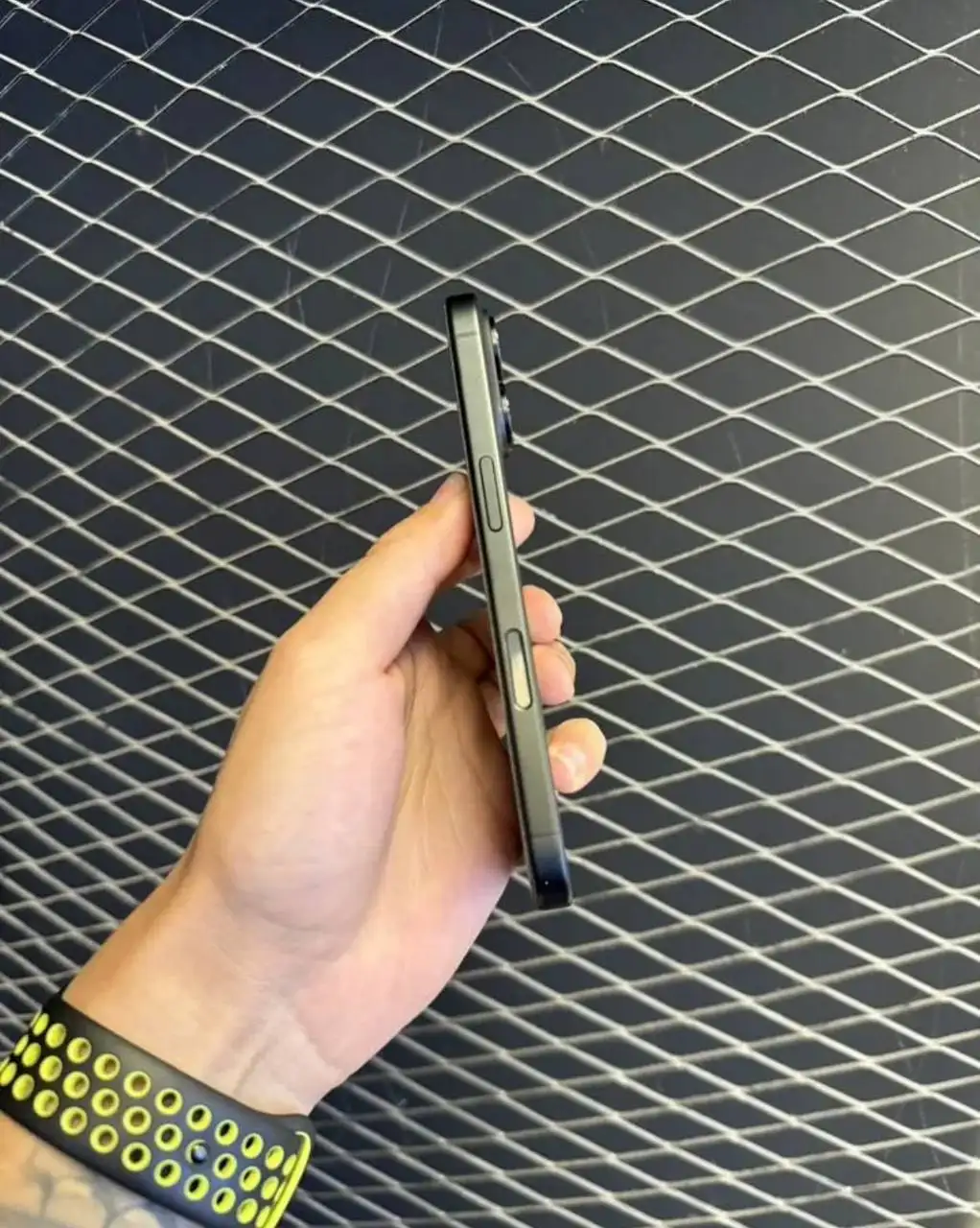 IPHONE 16 128GB черный - Смартфоны (Электроника) в Пермь