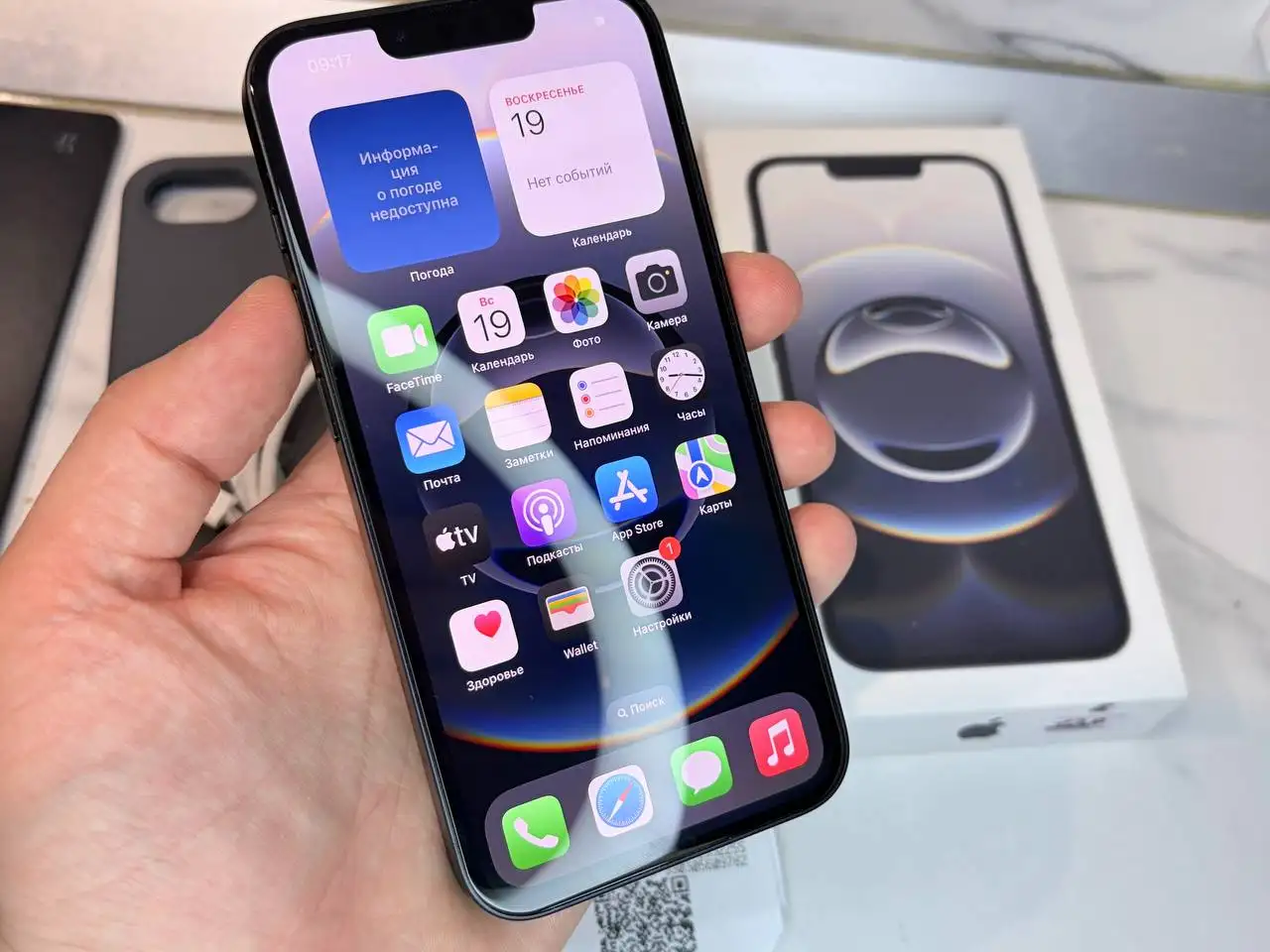iPhone 16e 128GB - Мобильные телефоны (Электроника) в Пермь