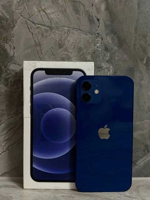 iPhone 12 Blue в идеальном состоянии - Телефоны и смартфоны в Пермь