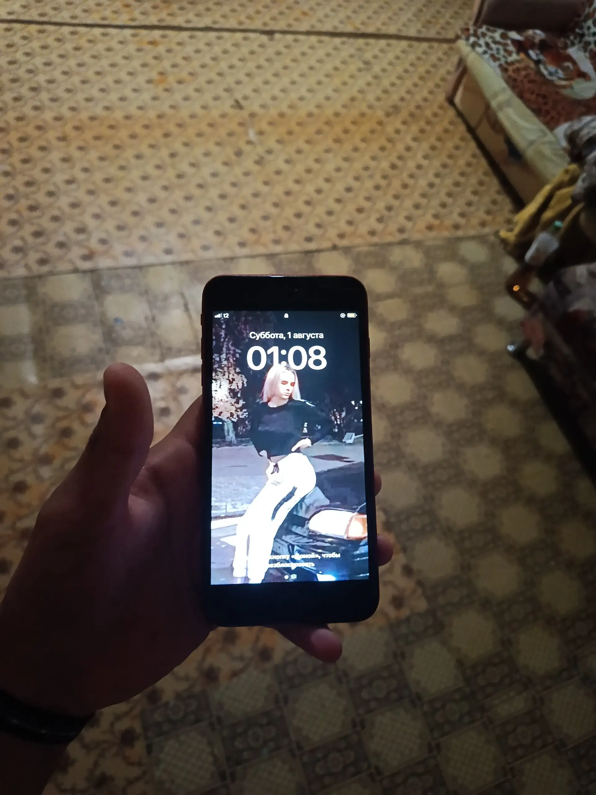 Обменяю iPhone 8+ на Android или iPhone X - Смартфоны (Электроника) в Пермь