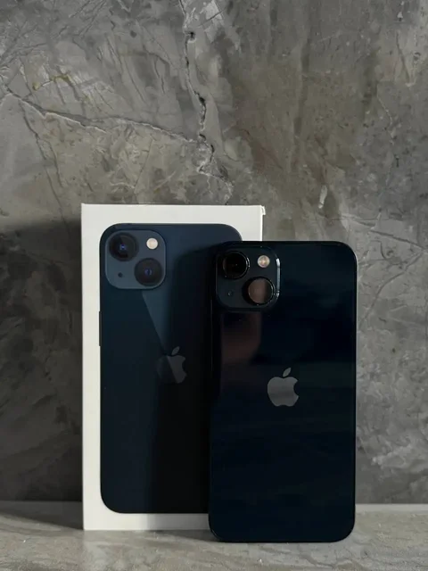 Продам iPhone 13 Midnight - Телефоны и смартфоны в Пермь
