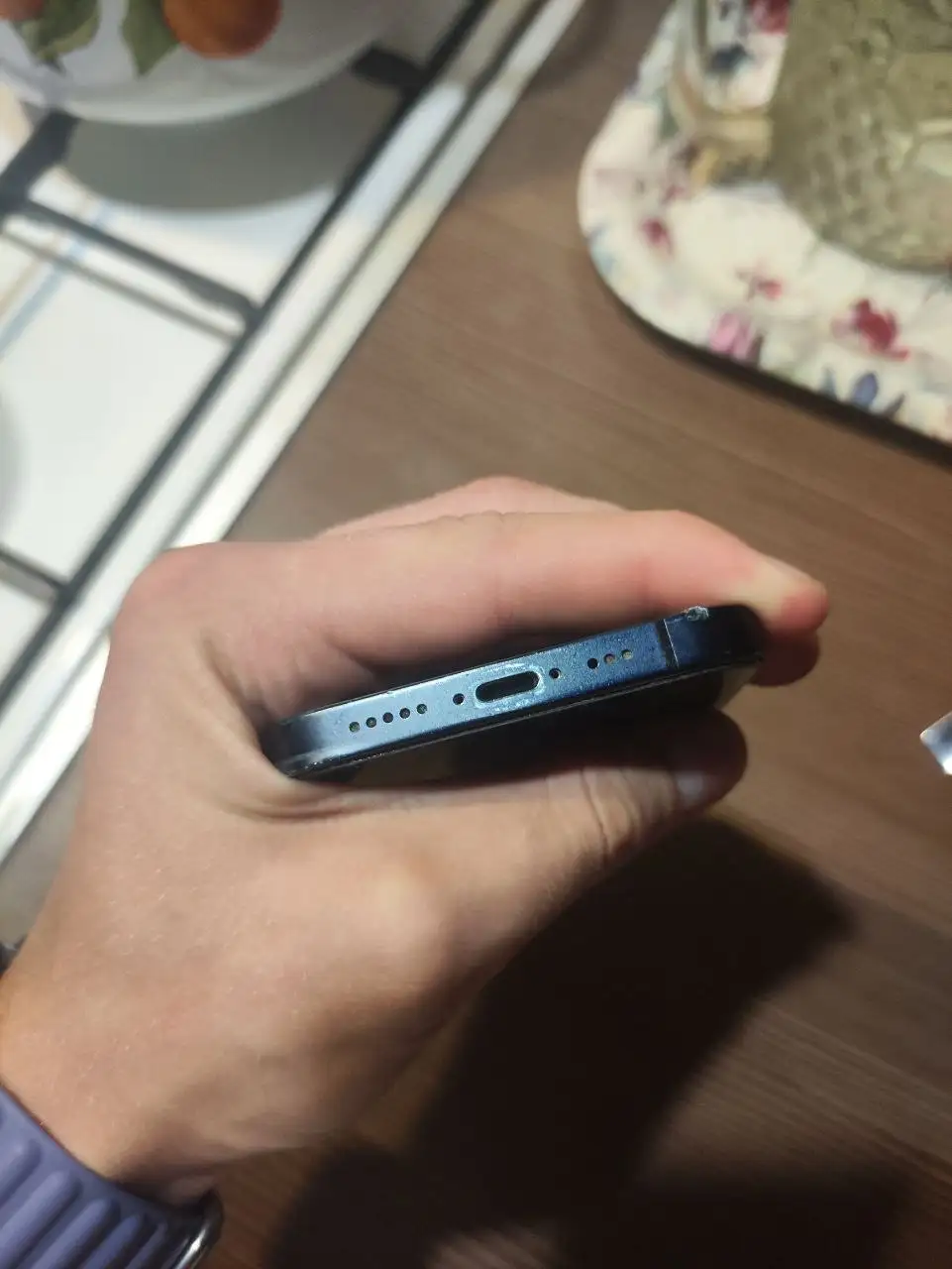 Обмен Айфон 12 64GB в Перми - Смартфоны и аксессуары (Электроника) в Пермь