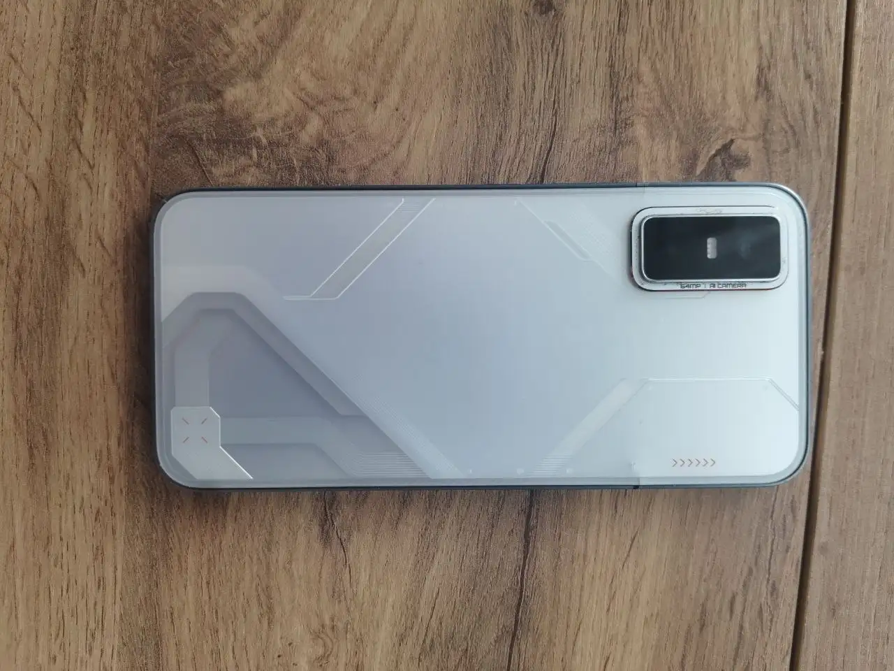 Продам iPhone с неработающей верхней частью экрана - Смартфоны (Электроника) в Пермь