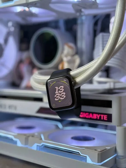 Apple Watch SE 44mm б/у в Перми - Телефоны и смартфоны в Пермь