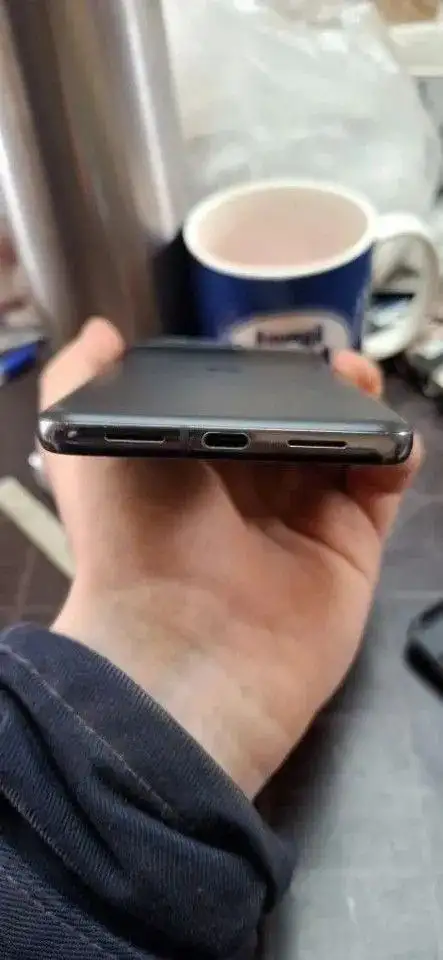 Обменяю на iPhone 14 Pro - Смартфоны (Электроника) в Пермь