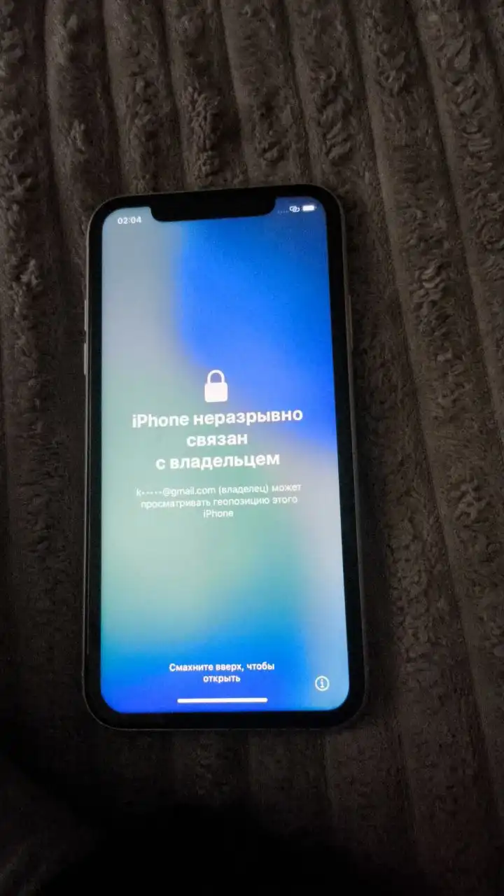 Продам iPhone 11 на запчасти