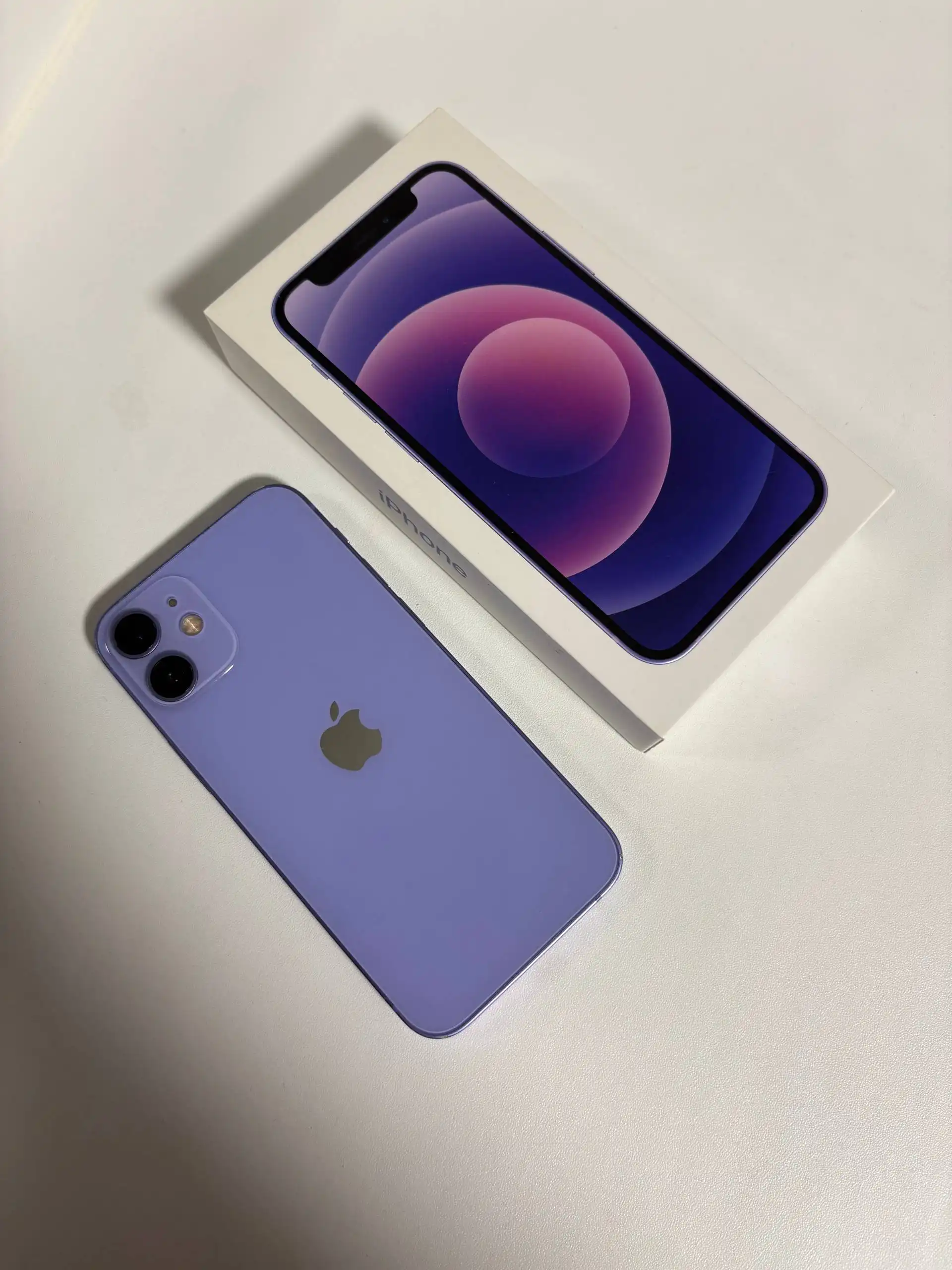 Продам iPhone 12 mini