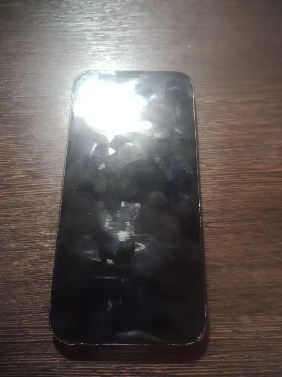 Продам iPhone 12