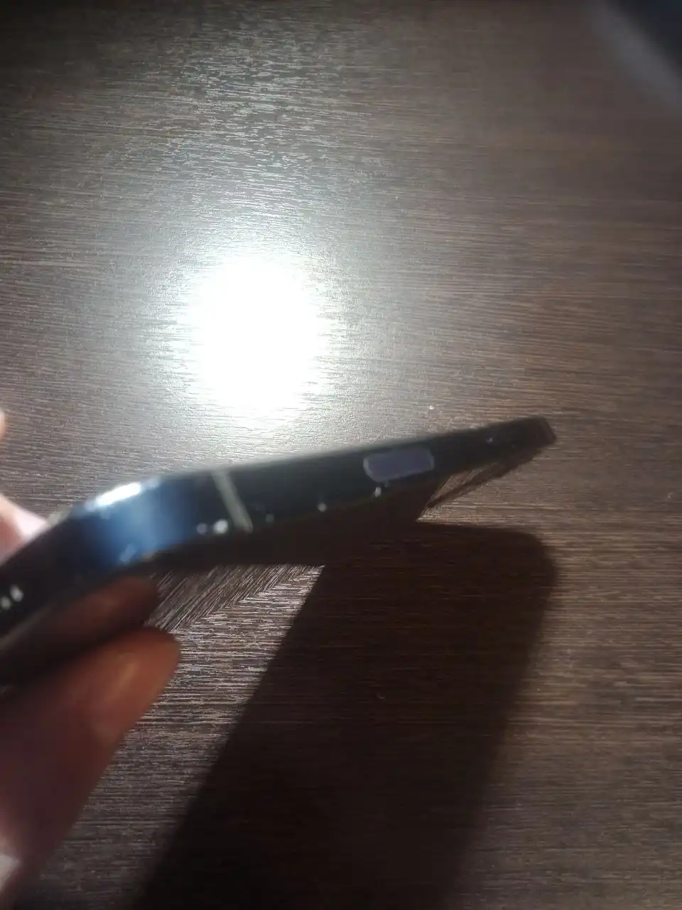 Продам iPhone 12