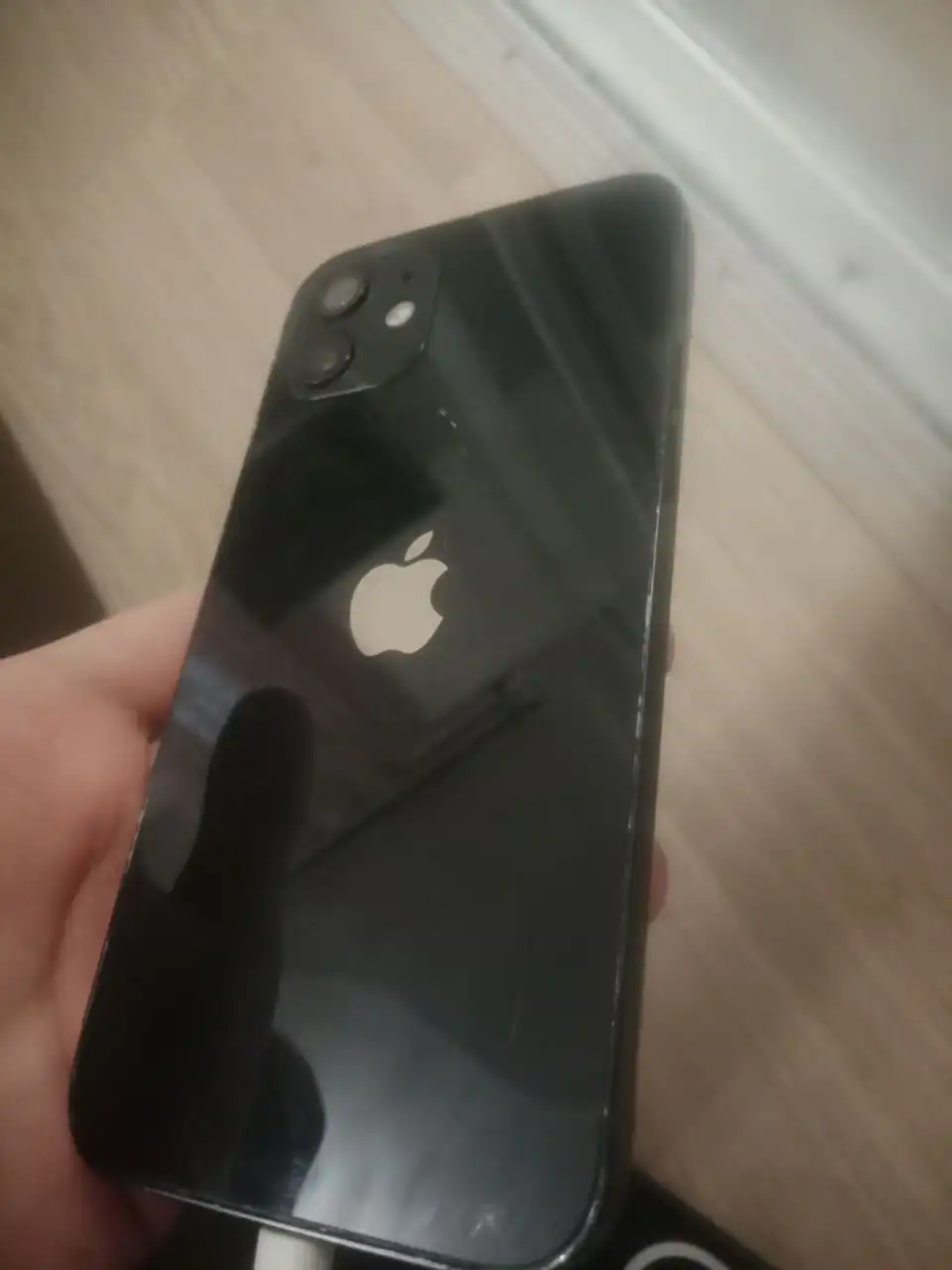 Продам iPhone 12