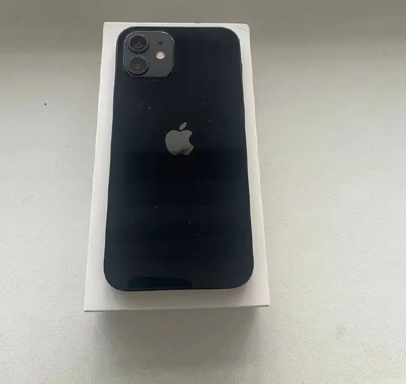 iPhone 12 128GB Black