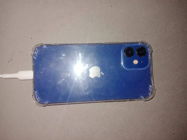 Обмен iPhone 12 mini 64GB на аккумуляторную батарею - частное объявление в Пермь