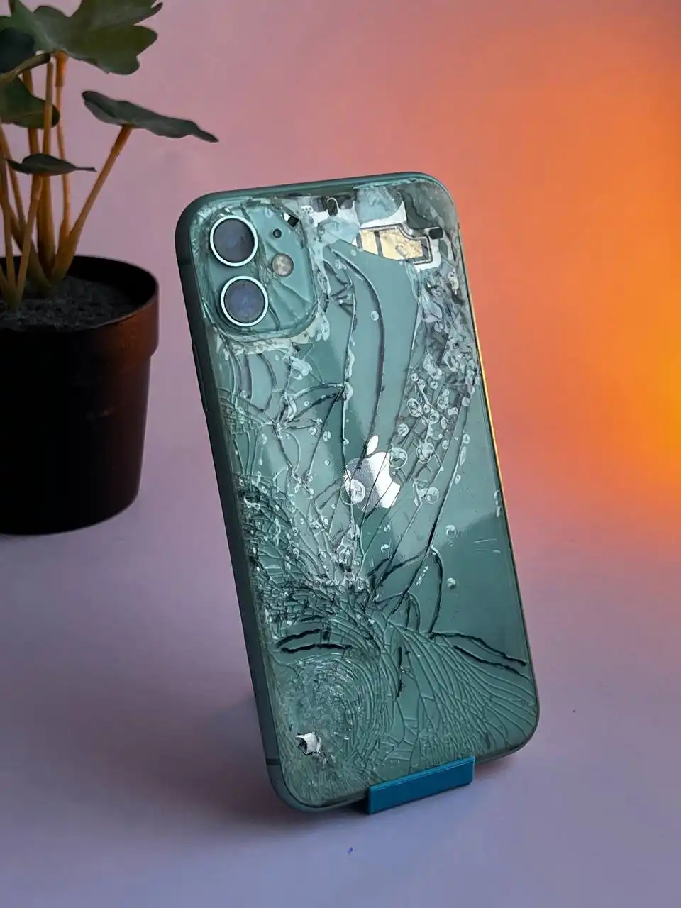 Apple iPhone 11 128GB с повреждениями