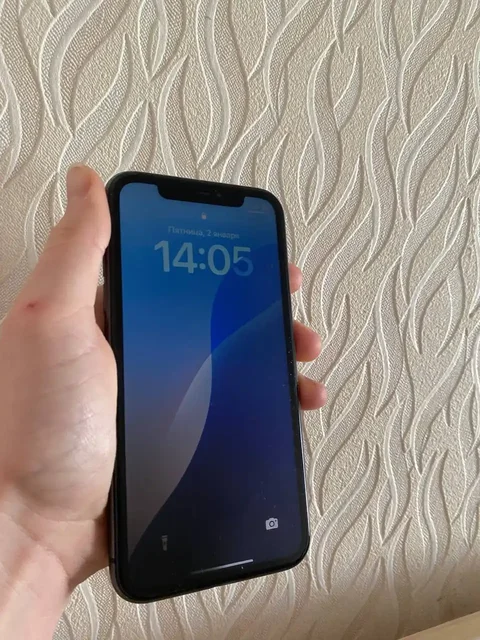 iPhone 11/64 черный с замененным дисплеем - частное объявление в Пермь