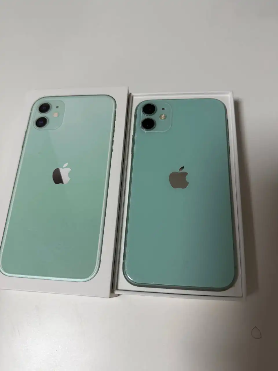 Продажа iPhone 11 разных моделей - Смартфоны и телефоны (Электроника) в Пермь