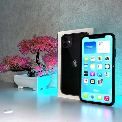 iPhone 11 64gb Black - частное объявление в Пермь