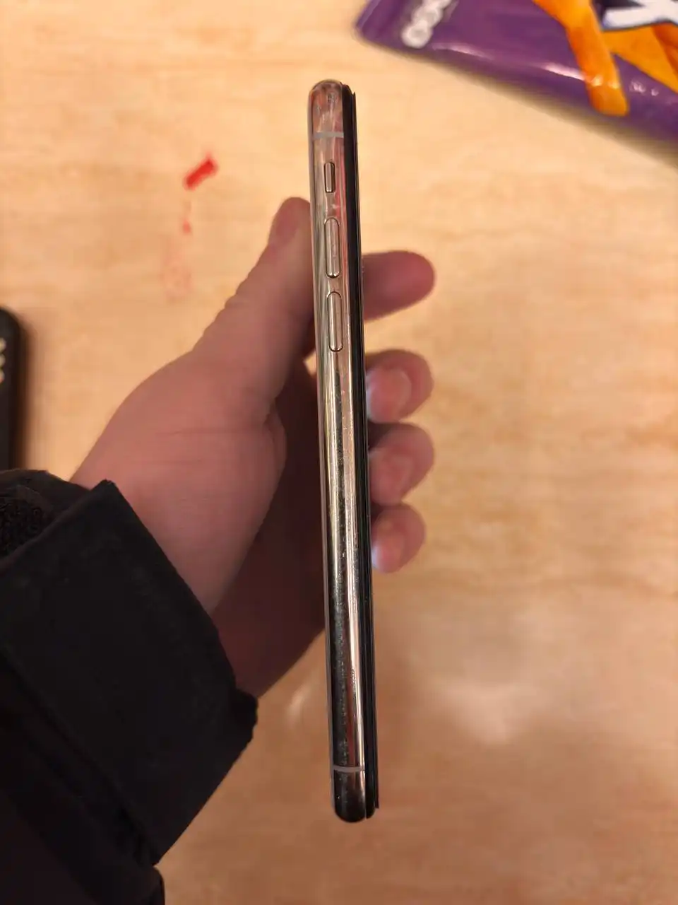 Продам Apple iPhone в Перми - Смартфоны (Электроника) в Пермь