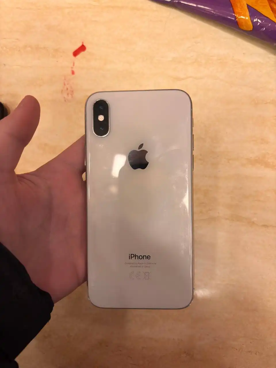 Продам Apple iPhone в Перми - Смартфоны (Электроника) в Пермь