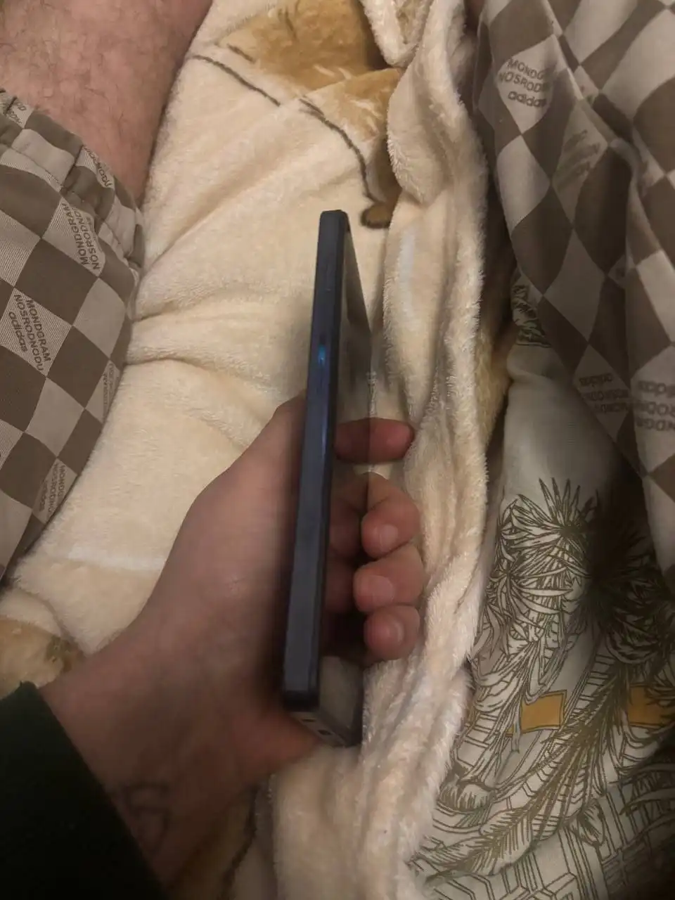 Обмен техно поло 5 на 128гб оперативной памяти 4+4 - Смартфоны (Электроника) в Пермь