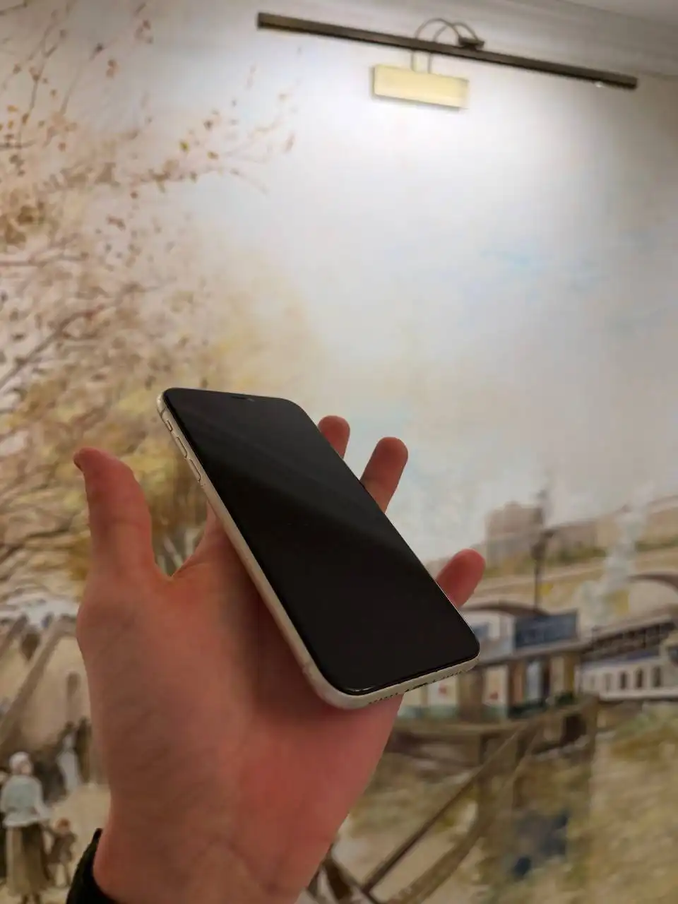 iPhone 11 64GB с заменой дисплея - Смартфоны (Электроника) в Пермь