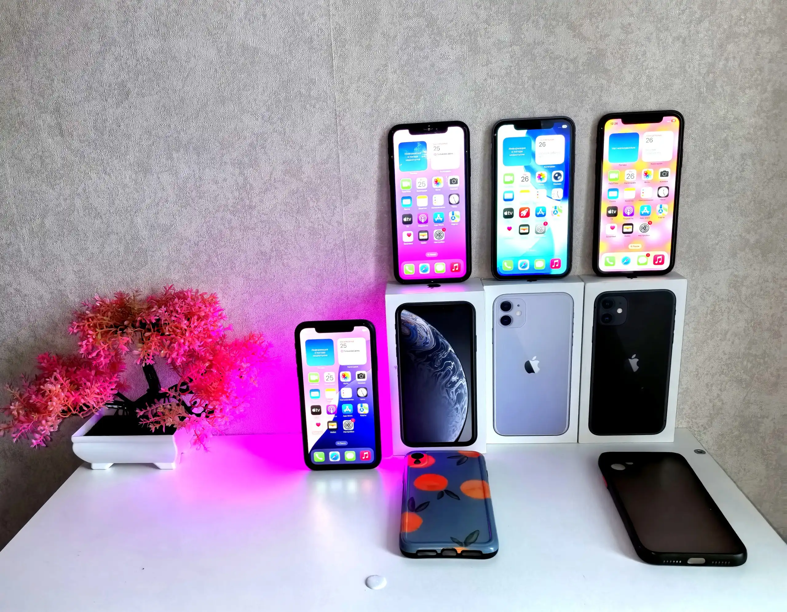 Продажа iPhone XR и iPhone 11 в Перми - Смартфоны (Электроника) в Пермь