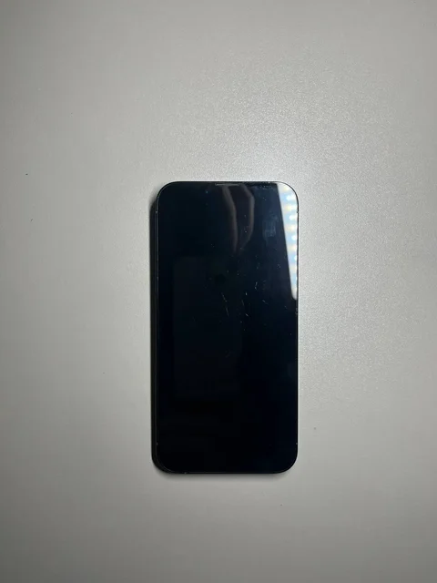 iPhone 13 Pro 128gb с царапинами на стекле - Электроника в Пермь