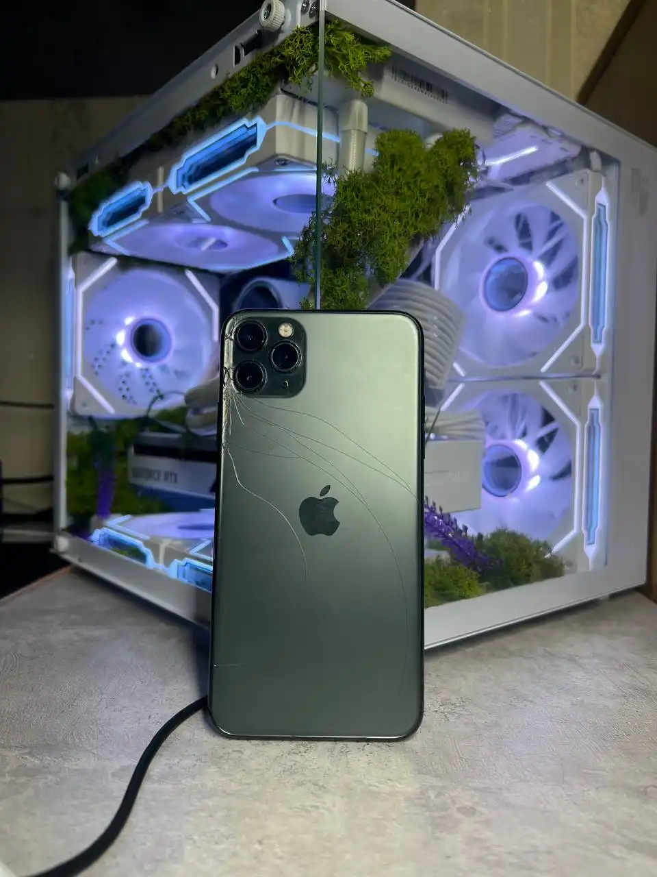 iPhone 11 Pro Max 64GB Midnight Green - Смартфоны (Электроника) в Пермь