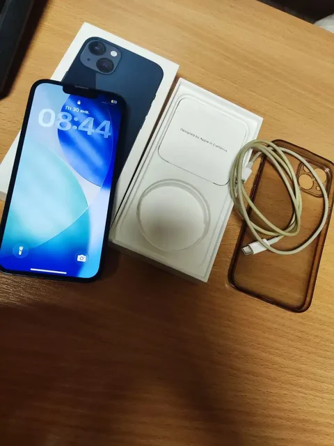 Продажа iPhone 13 128 ГБ синий - Мониторы в Пермь