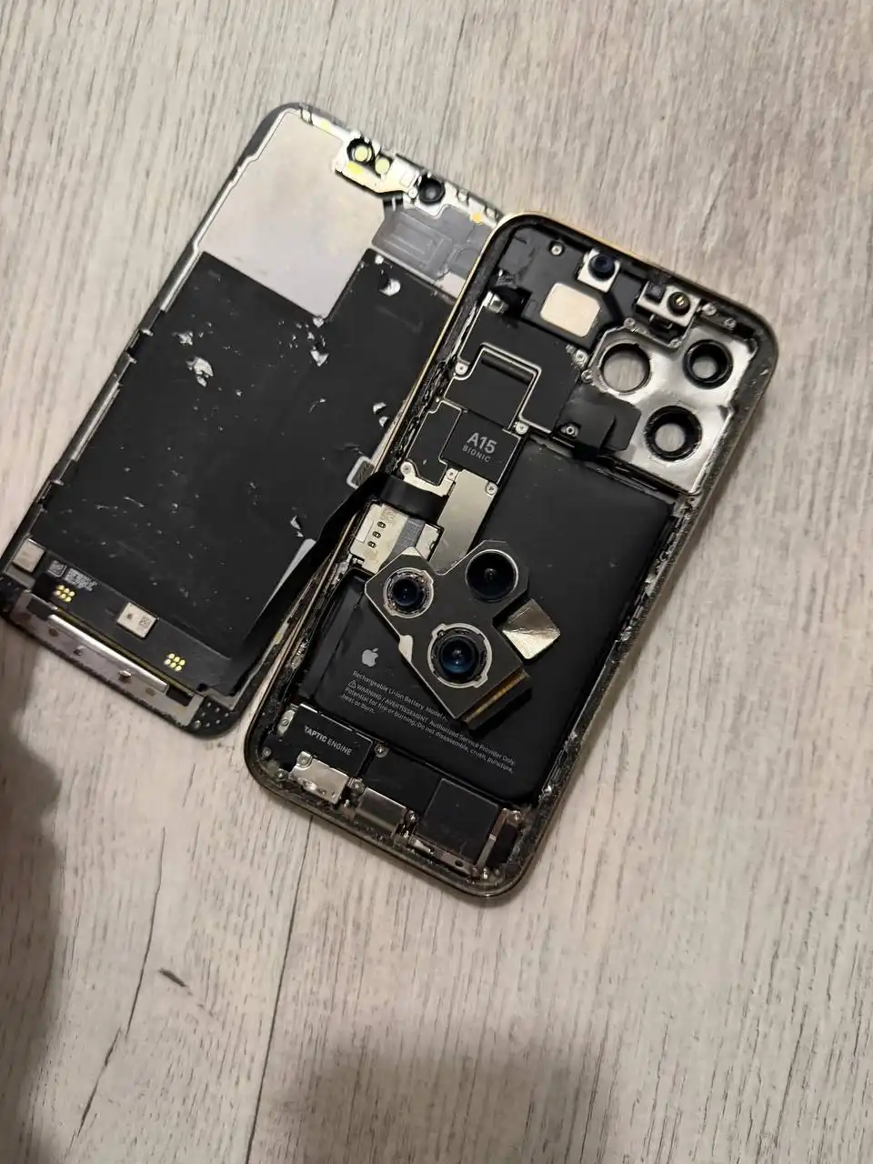 Apple iPhone 13 Pro 128GB - Смартфоны (Электроника) в Пермь