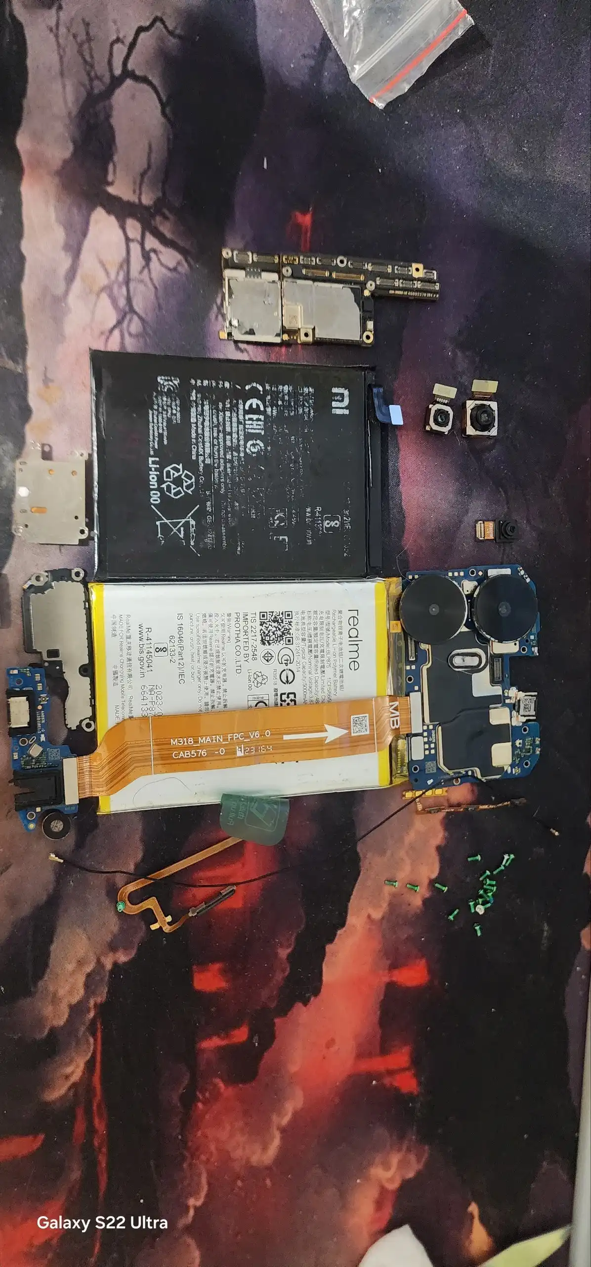 Продажа Apple iPhone в Перми - Смартфоны (Электроника) в Пермь