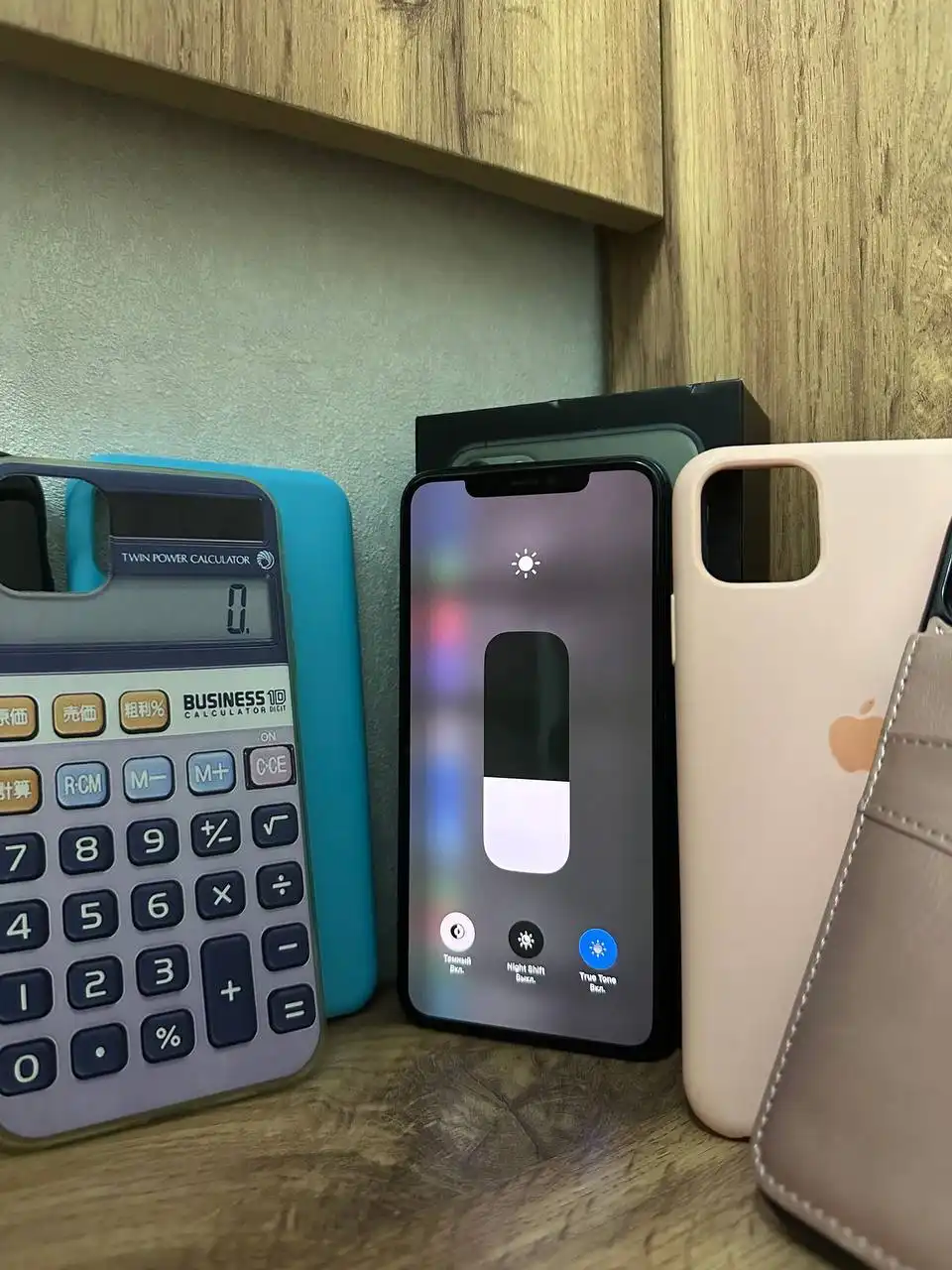 iPhone 11 Pro Max 64GB в отличном состоянии - Смартфоны (Электроника) в Пермь