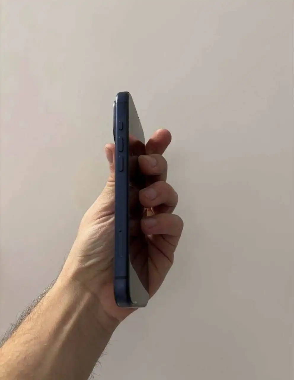 Продажа iPhone 17 Pro 256GB синего цвета - Смартфоны (Электроника) в Пермь