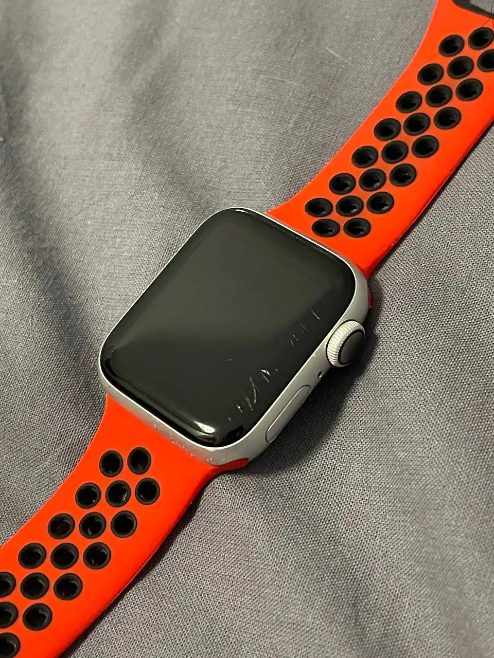 Apple iPhone с царапинами в Перми - Смартфоны (Электроника) в Пермь