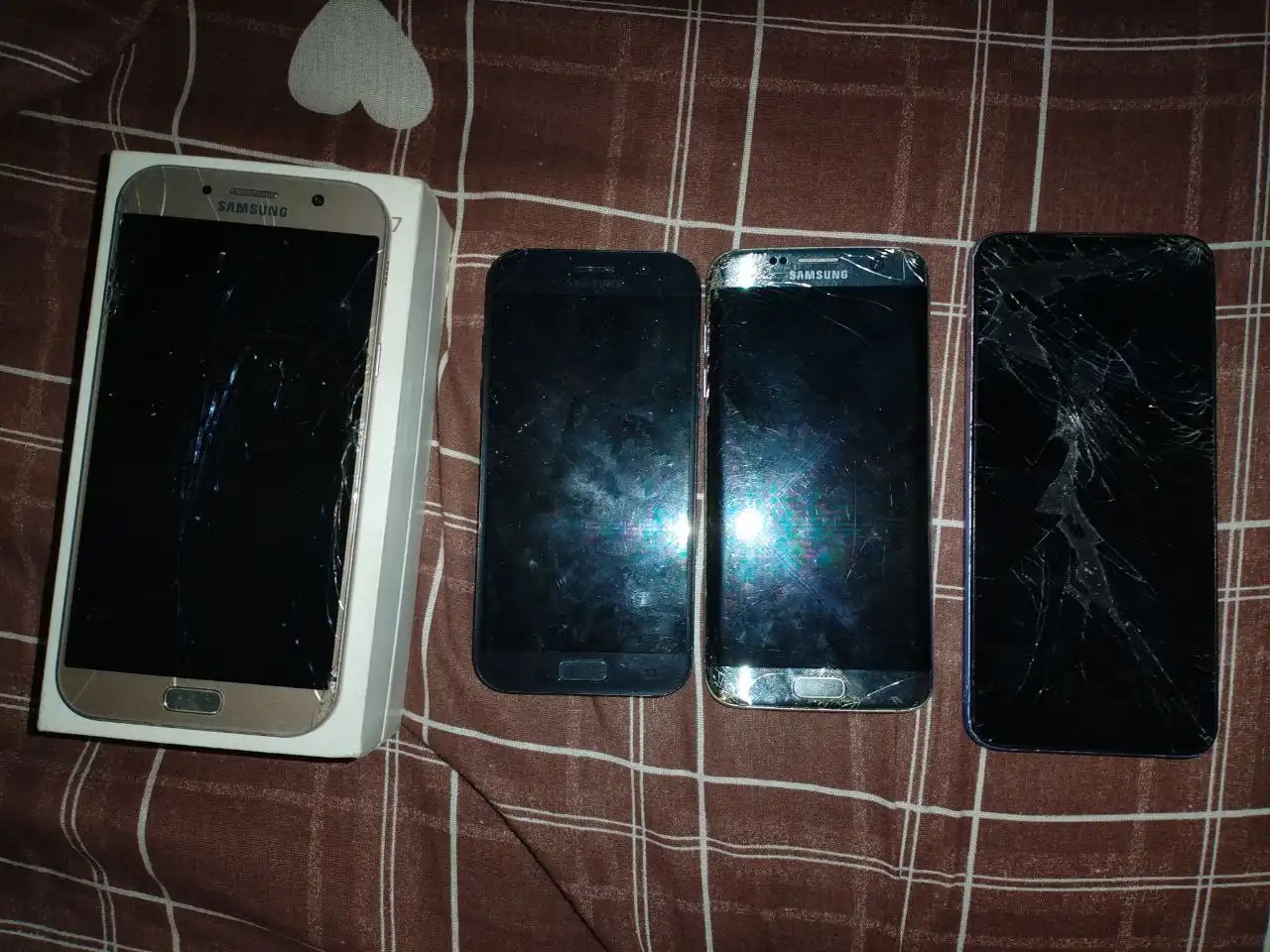 Обмен на рабочий телефон Apple iPhone - Смартфоны (Электроника) в Пермь