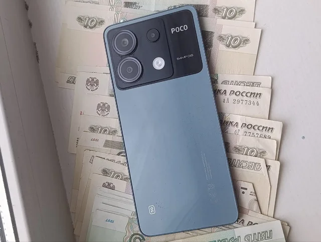 Продается Poco x6 8/256 в синем цвете с мелкими царапками - Мониторы в Пермь