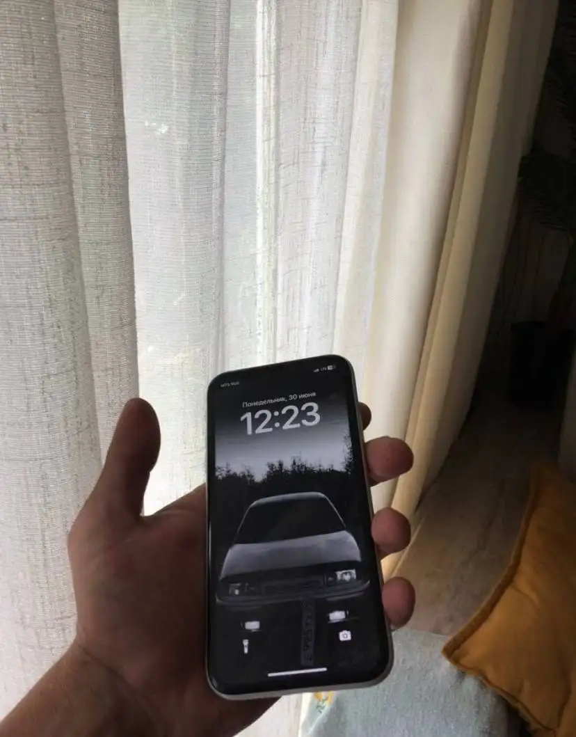 Продажа или обмен Apple iPhone в идеальном состоянии - Смартфоны (Электроника) в Пермь