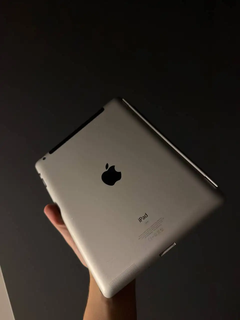 Продажа 3 iPad 1200 с оригинальным чехлом - Планшеты (Электроника) в Пермь