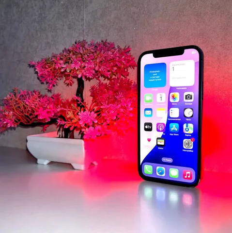 Продам iPhone 12 - Компьютерная периферия в Пермь