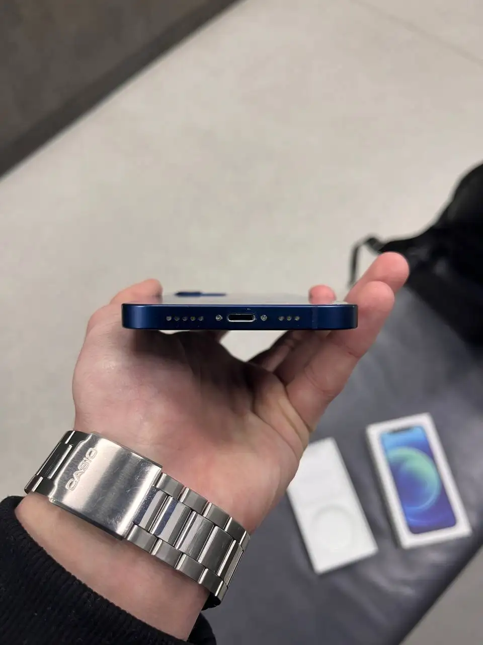 iPhone 12 blue с AirPods 2 в подарок - Смартфоны (Электроника) в Пермь