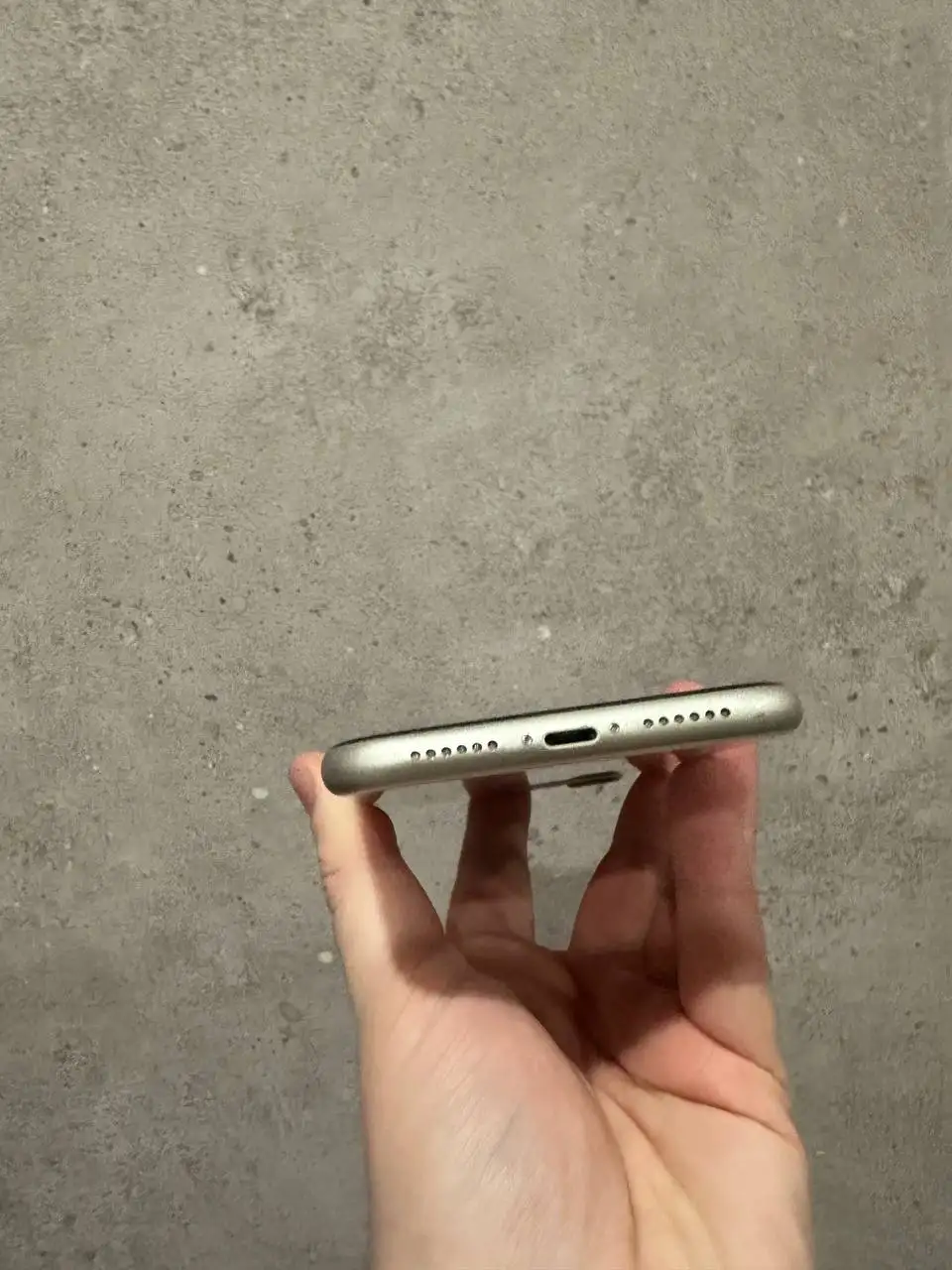 Продам iPhone 11 64GB с заменой дисплея - Смартфоны (Электроника) в Пермь